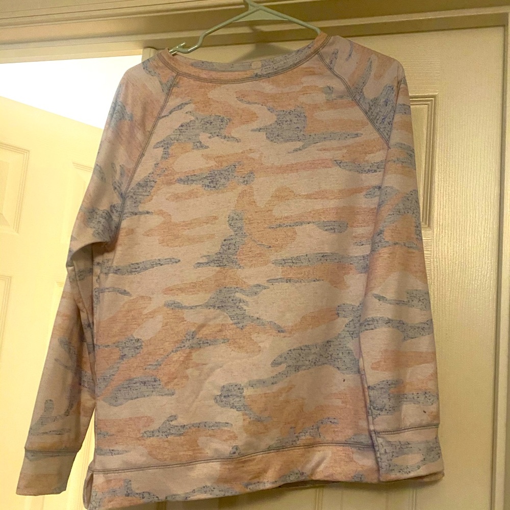 Long sleeve shirt